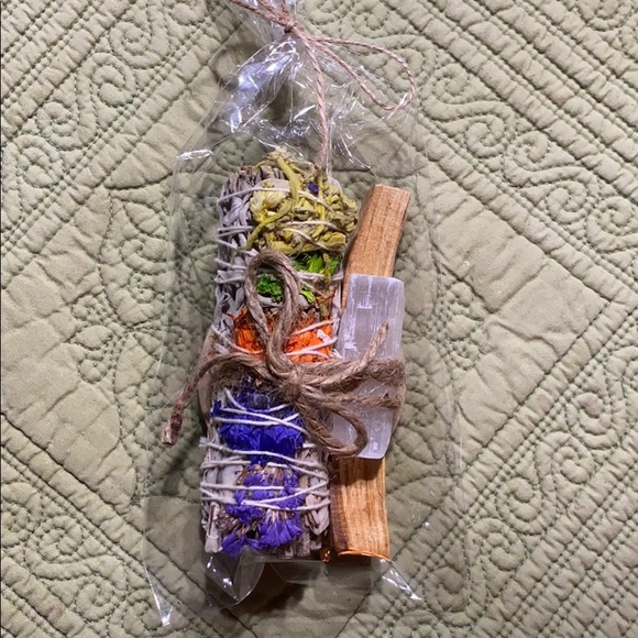 White Sage Smudge Bundle - Picture 3 of 8